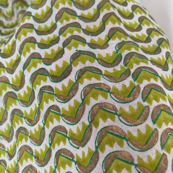 OLIPHANT block print ruffle collar top - Picture 4 of 5